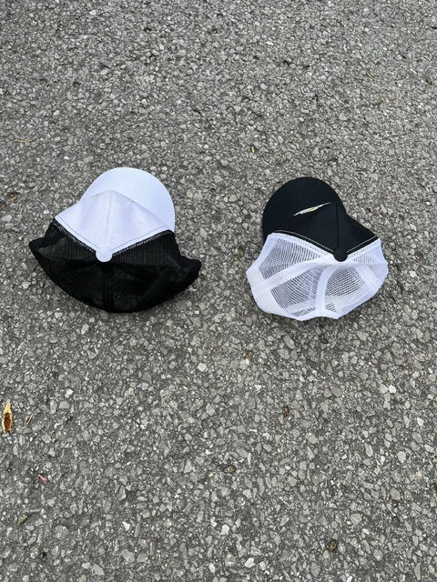 Fishing hat black or white